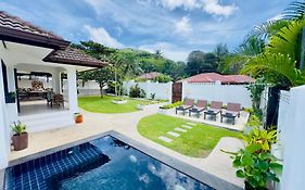 Jitsin Villa Koh Tao
